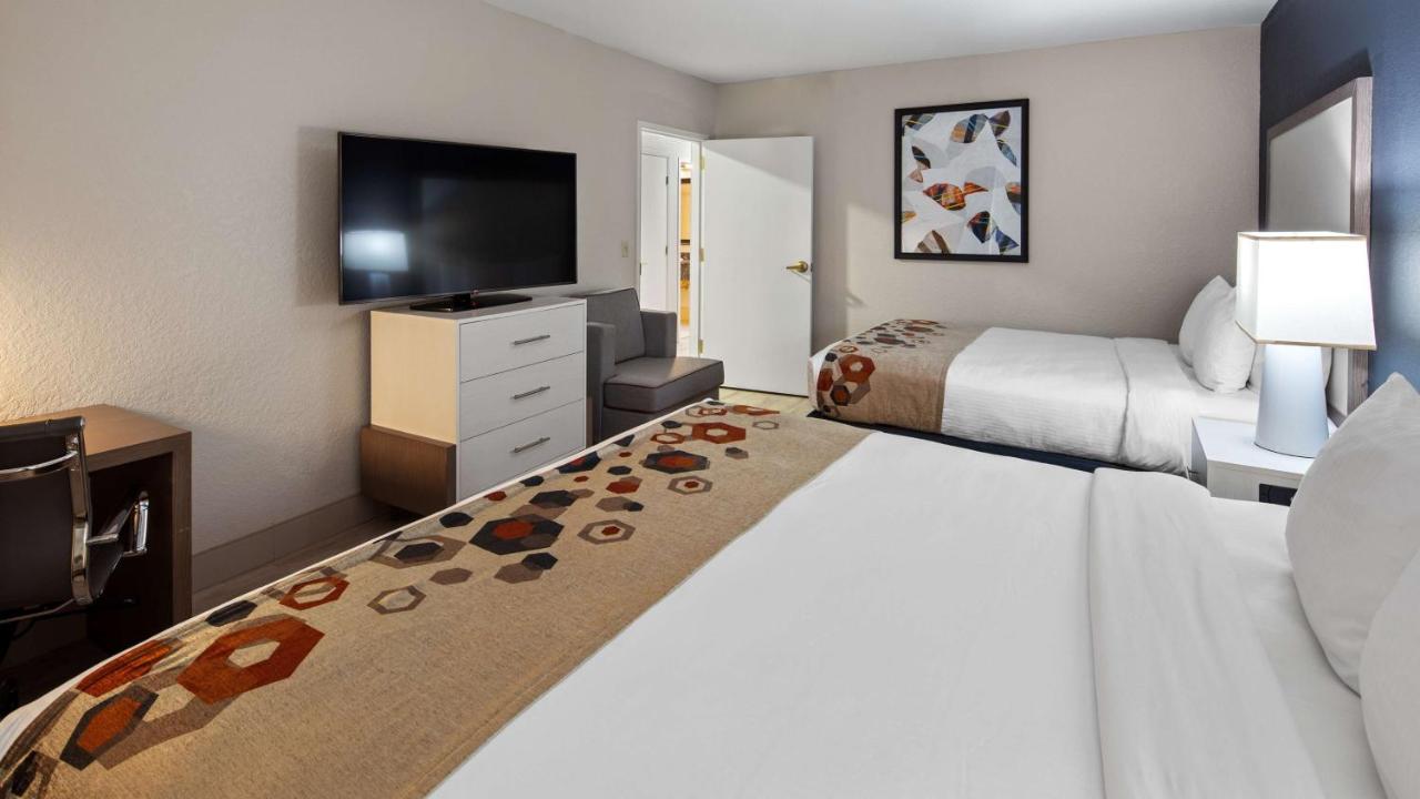  | Best Western Heritage Inn & Suites