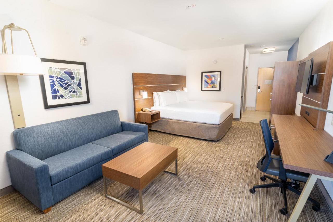  | Holiday Inn Express & Suites Las Vegas SW - Spring Valley
