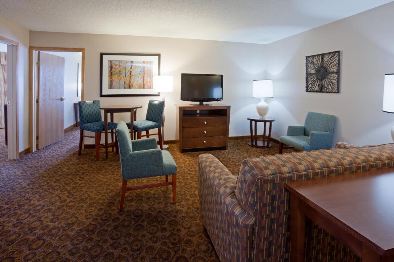Family Suite - Non-Smoking at Holiday Inn Express Hotel & Suites St. Cloud by IHG