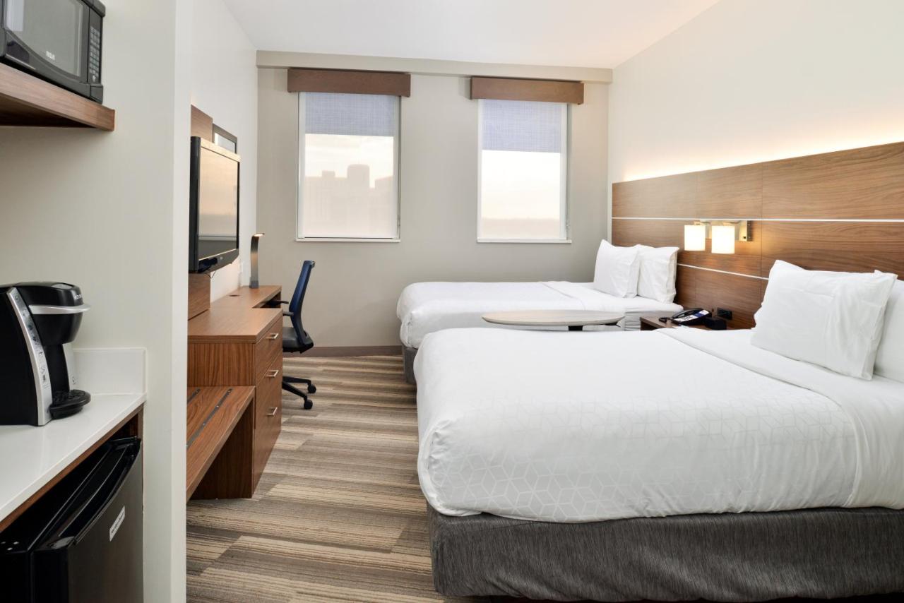 Queen Room with Two Queen Beds - Non-Smoking at Holiday Inn Express New Orleans - Arts District by IHG