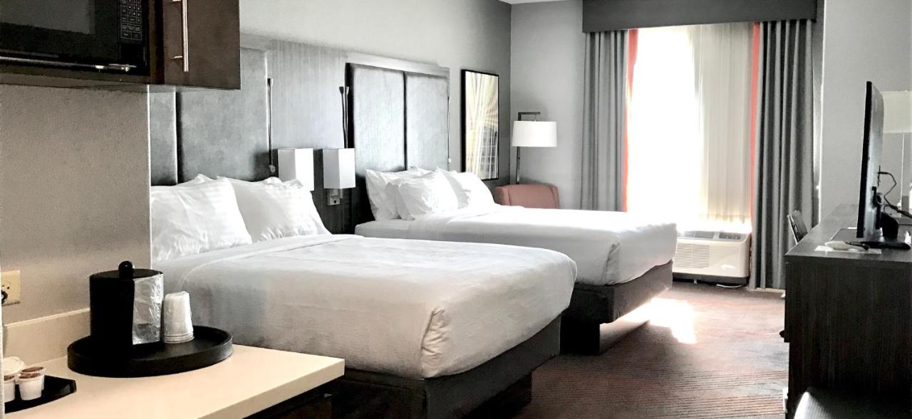 Queen Room with Two Queen Beds at Holiday Inn Abilene - North College Area by IHG