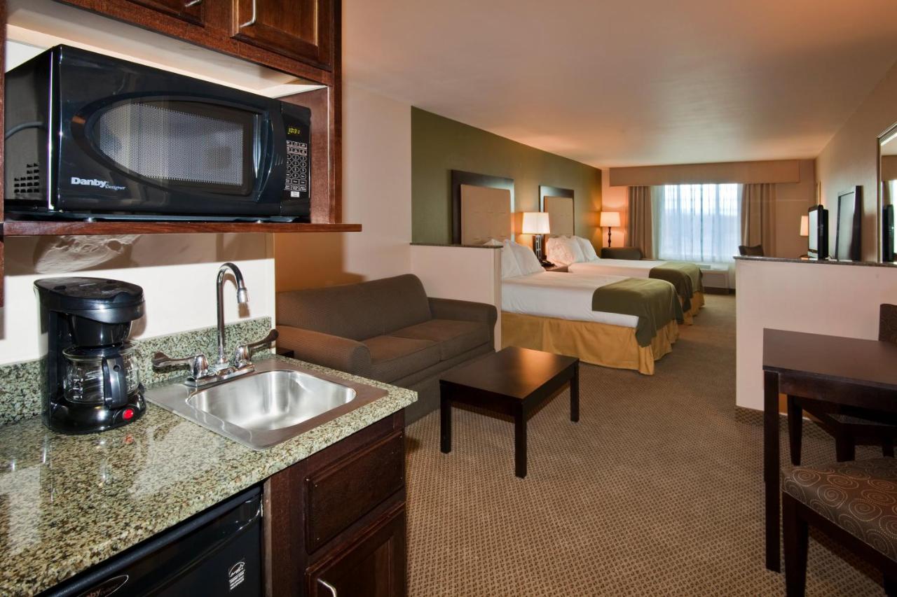  | Holiday Inn Express Hotel & Suites Dewitt - Syracuse, an IHG Hotel
