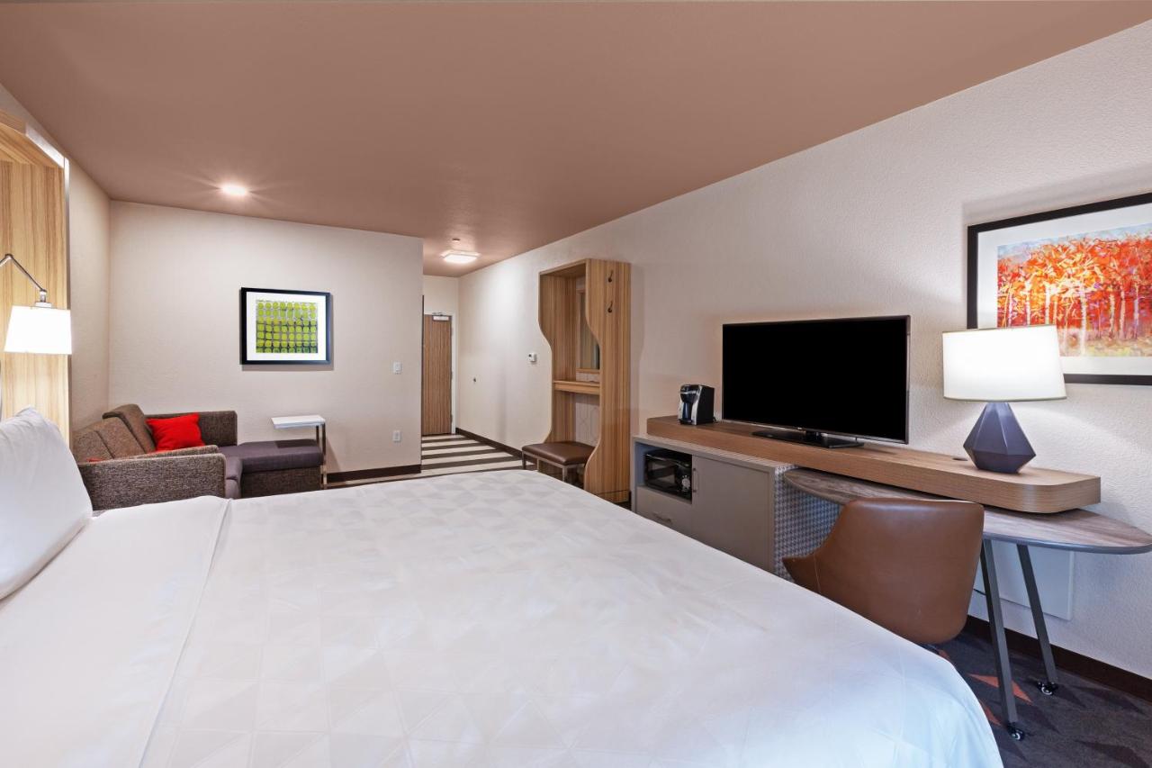 King Suite - Non-Smoking at Holiday Inn Amarillo East by IHG