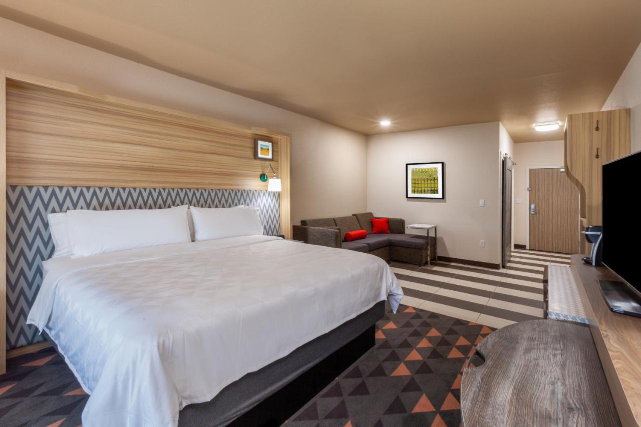 King Suite - Non-Smoking at Holiday Inn Amarillo East by IHG