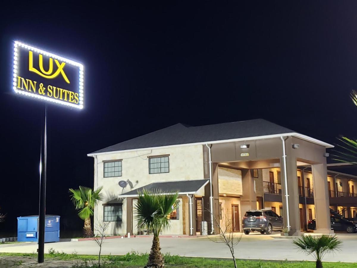  | Lux Inn and Suites