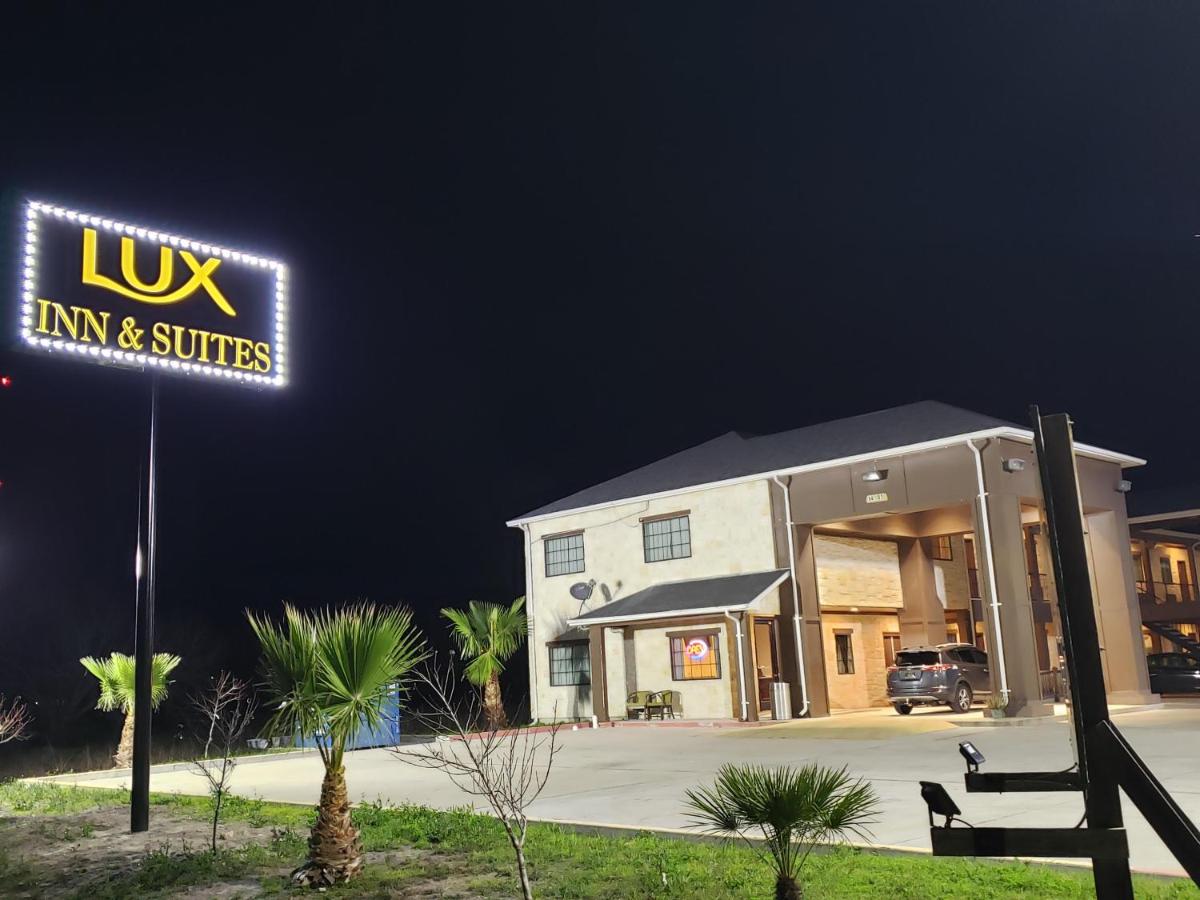  | Lux Inn and Suites