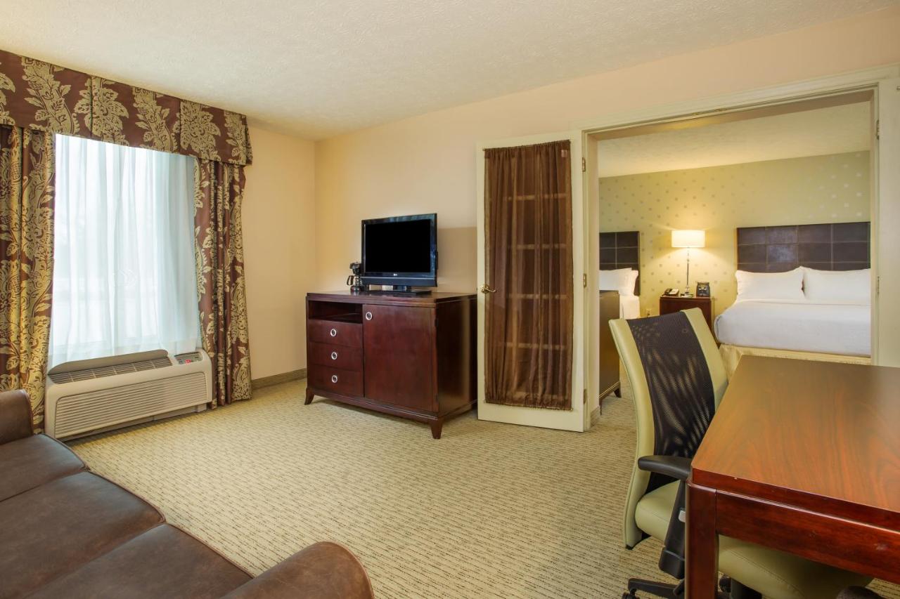  | Holiday Inn Bloomington, an IHG Hotel