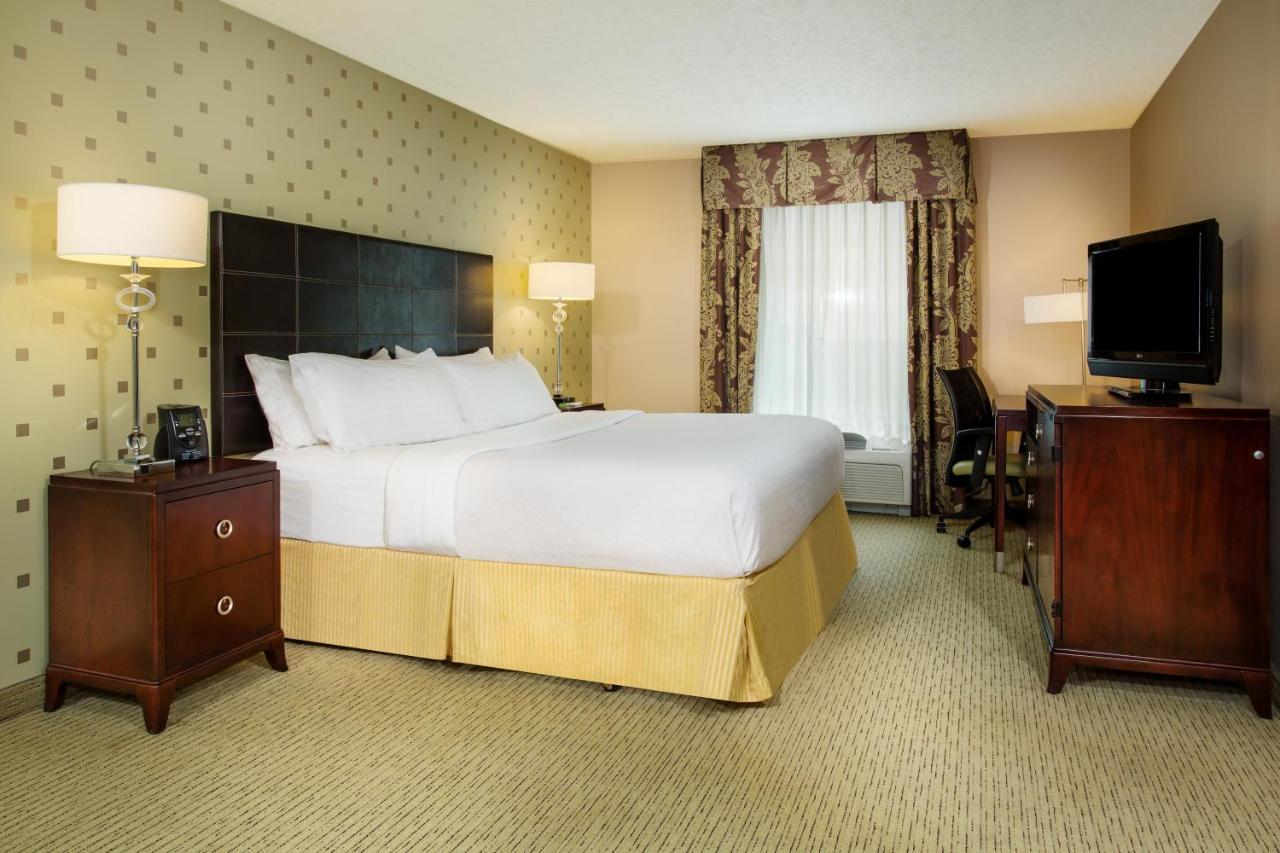  | Holiday Inn Bloomington, an IHG Hotel
