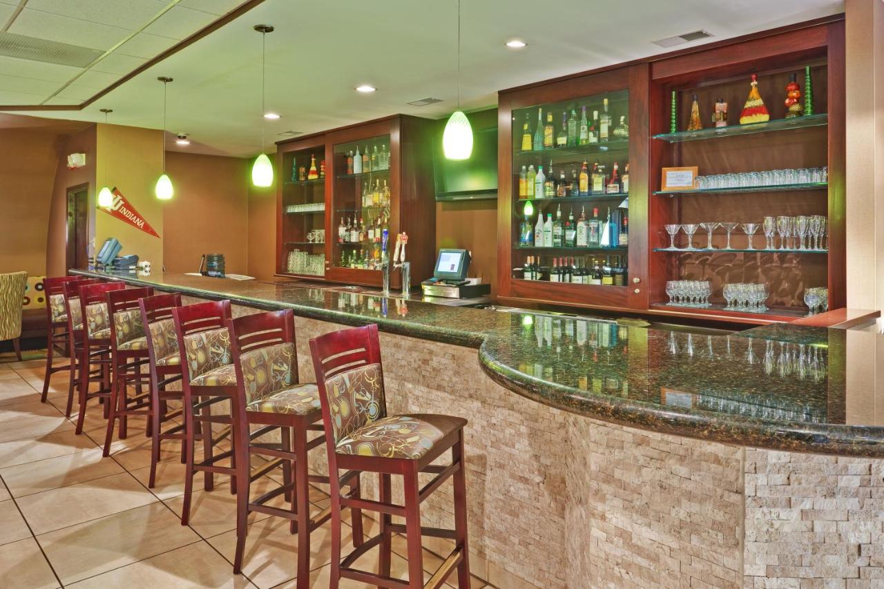  | Holiday Inn Bloomington, an IHG Hotel