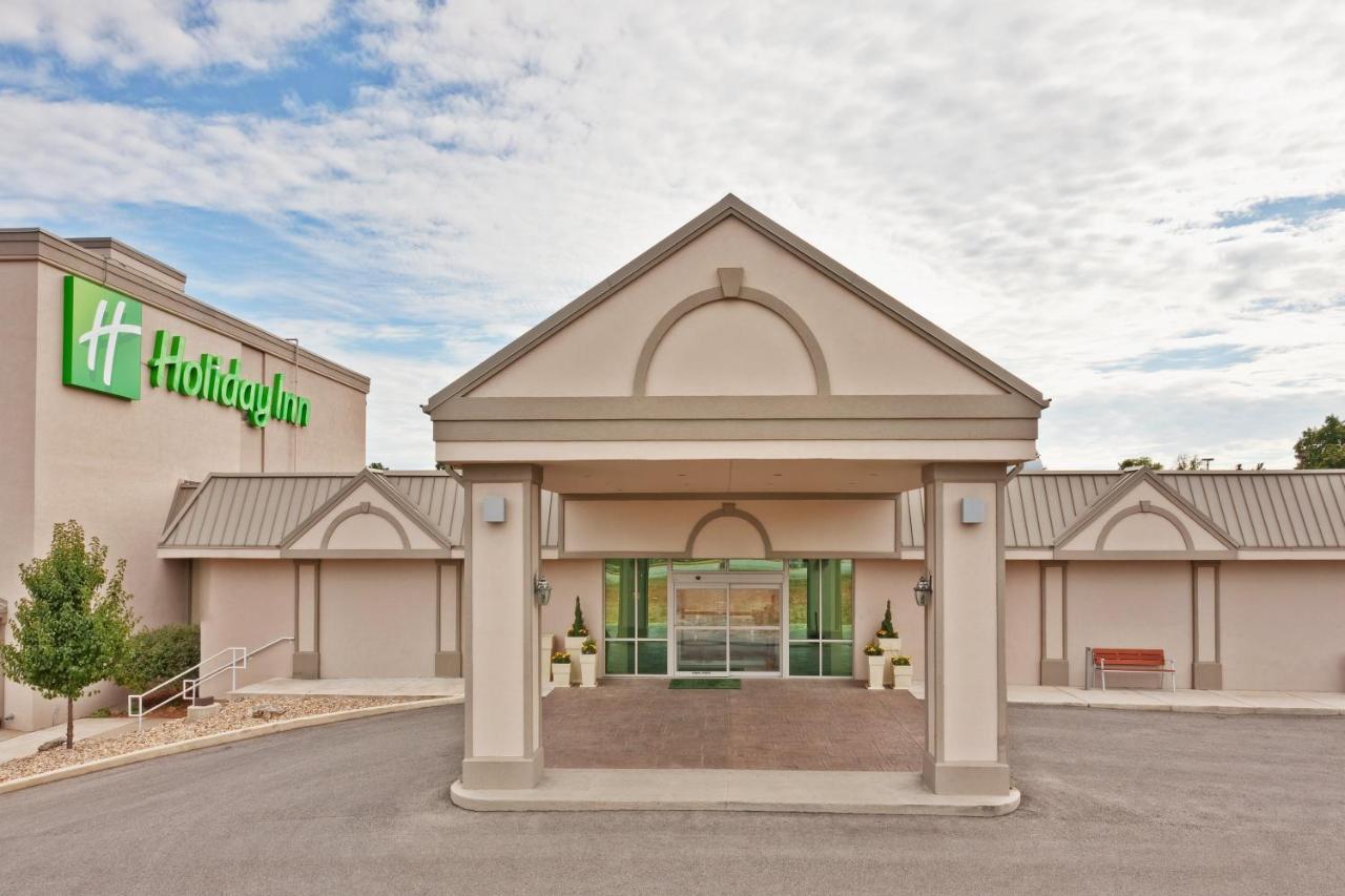  | Holiday Inn Bloomington, an IHG Hotel
