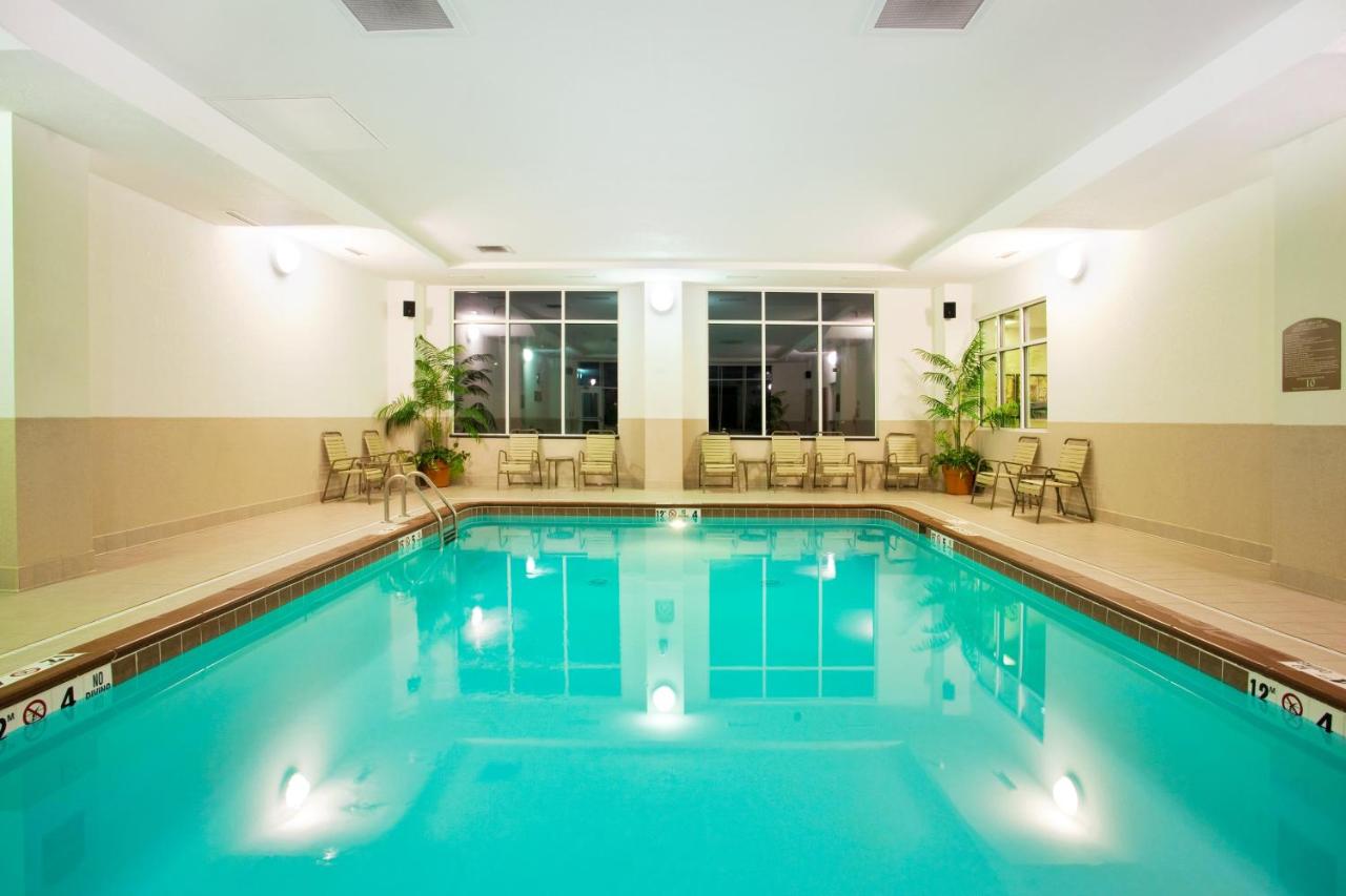 | Holiday Inn Battle Creek, an IHG Hotel