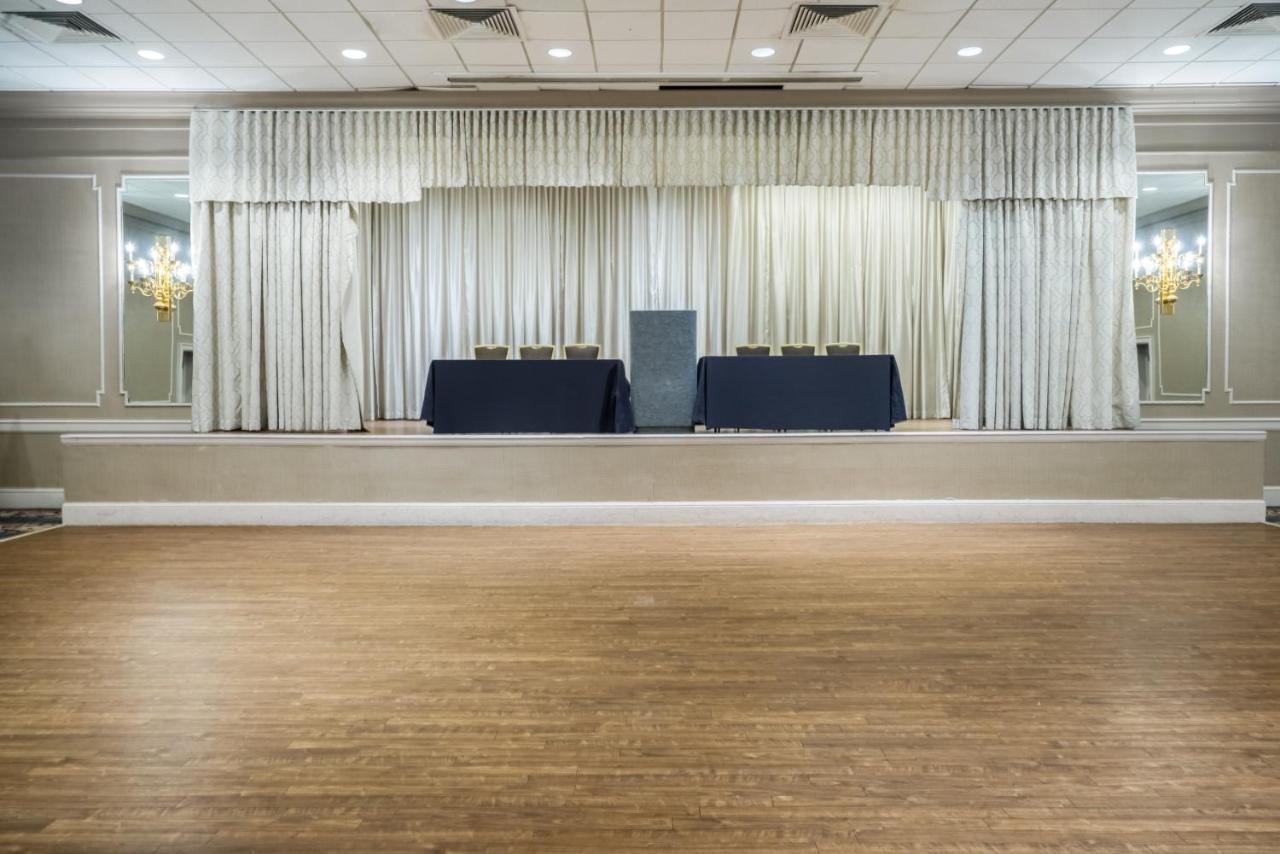  | enVision Hotel & Conference Center Mansfield-Foxboro