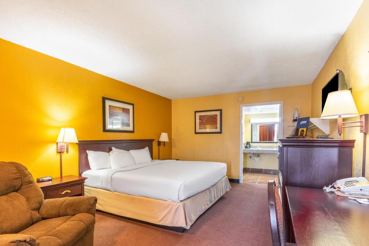  | Americas Best Value Inn of Elk City