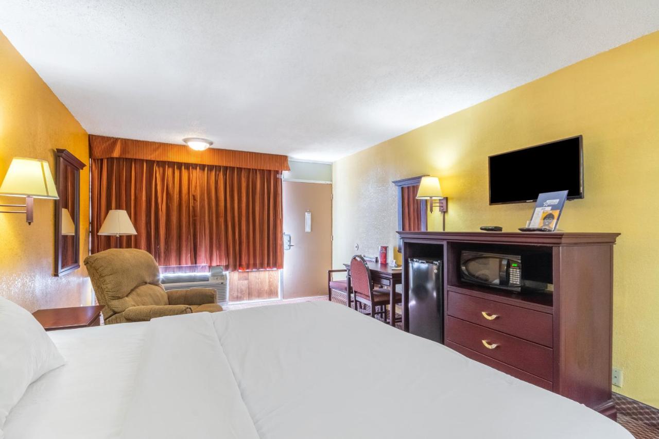  | Americas Best Value Inn of Elk City