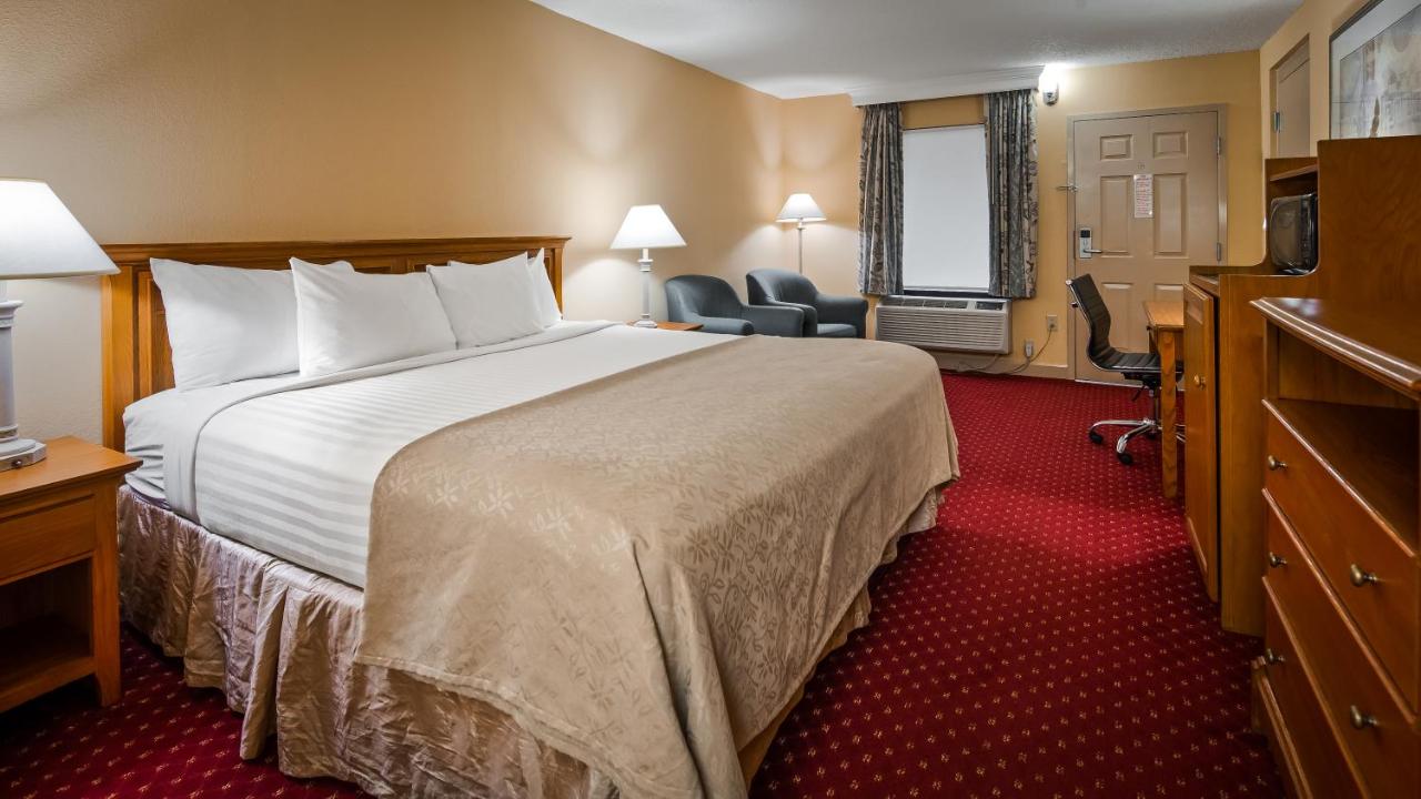 King Room at Bryson Inn