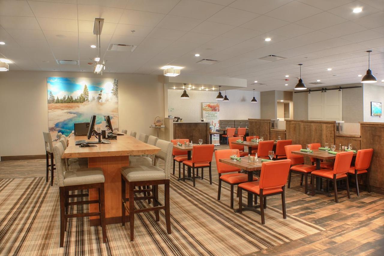 | Holiday Inn Cody at Buffalo Bill Village, an IHG Hotel