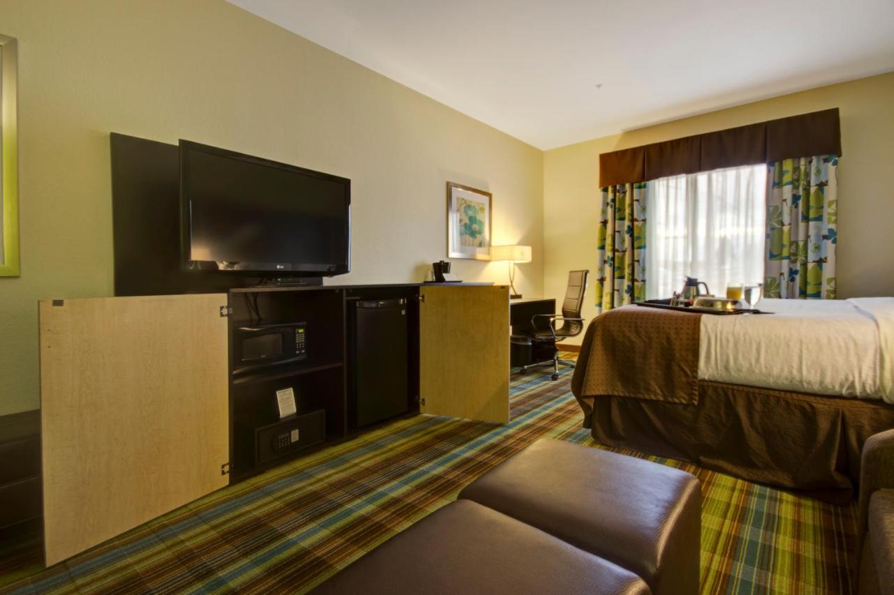 | Holiday Inn Christiansburg Blacksburg