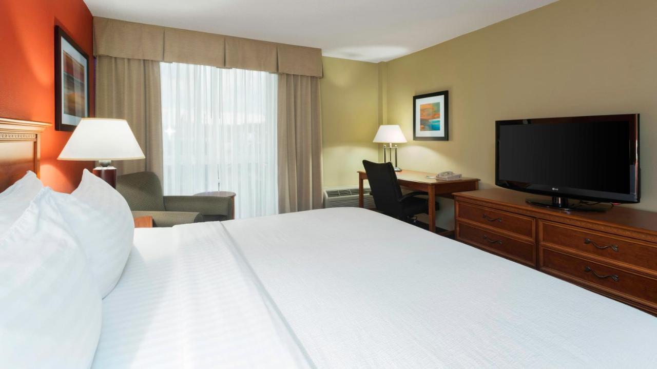  | Holiday Inn Cincinnati-Riverfront, an IHG Hotel