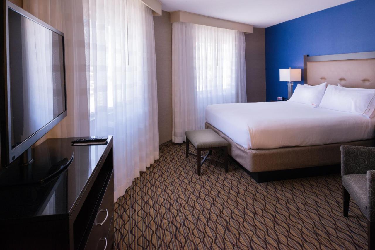 | Holiday Inn Express Hotel and Suites Pasadena-Colorado Blvd, an IHG Hotel