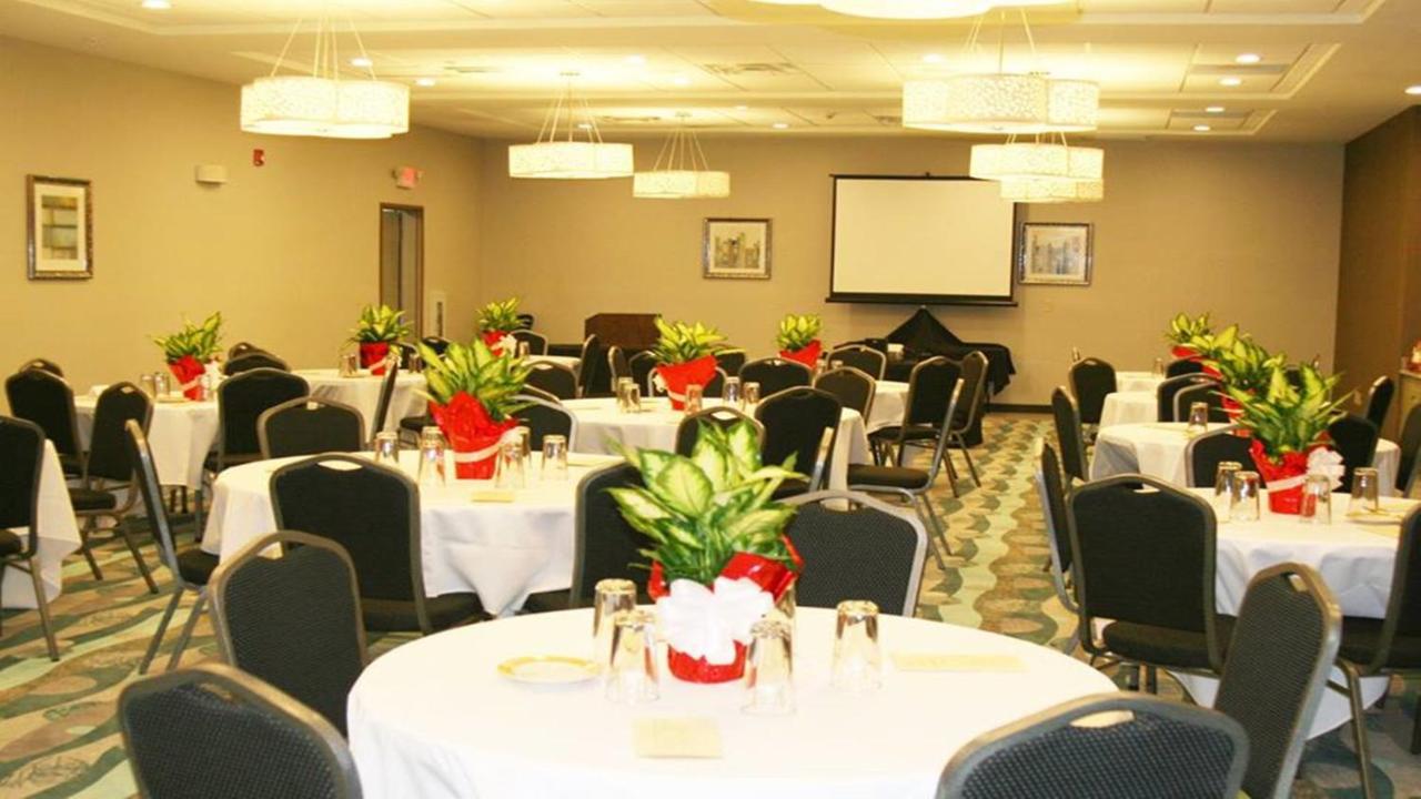| Holiday Inn Guin, an IHG Hotel
