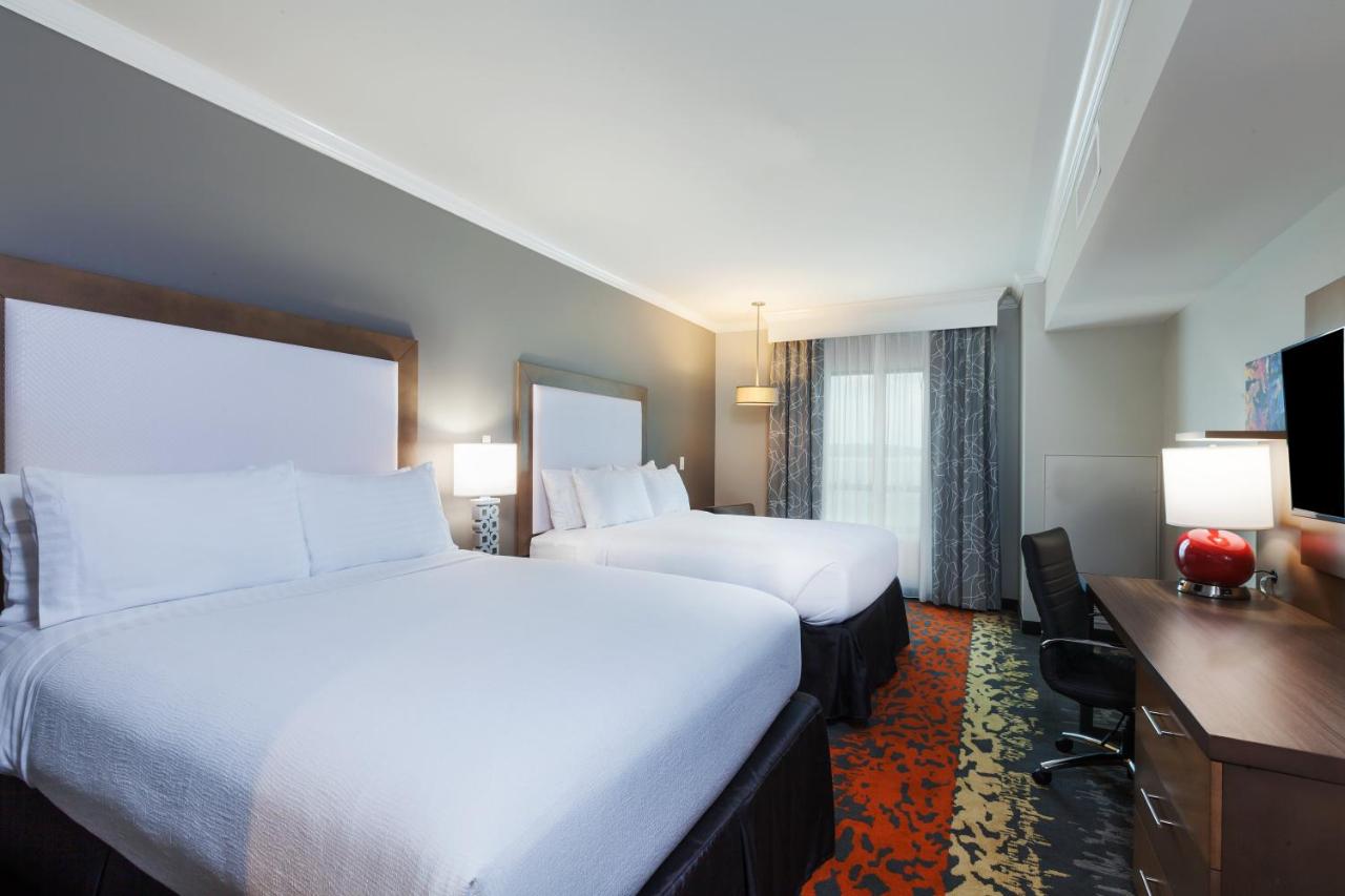 Queen Room with Two Queen Beds - Non-Smoking at Holiday Inn Houston NE - Bush Airport Area by IHG