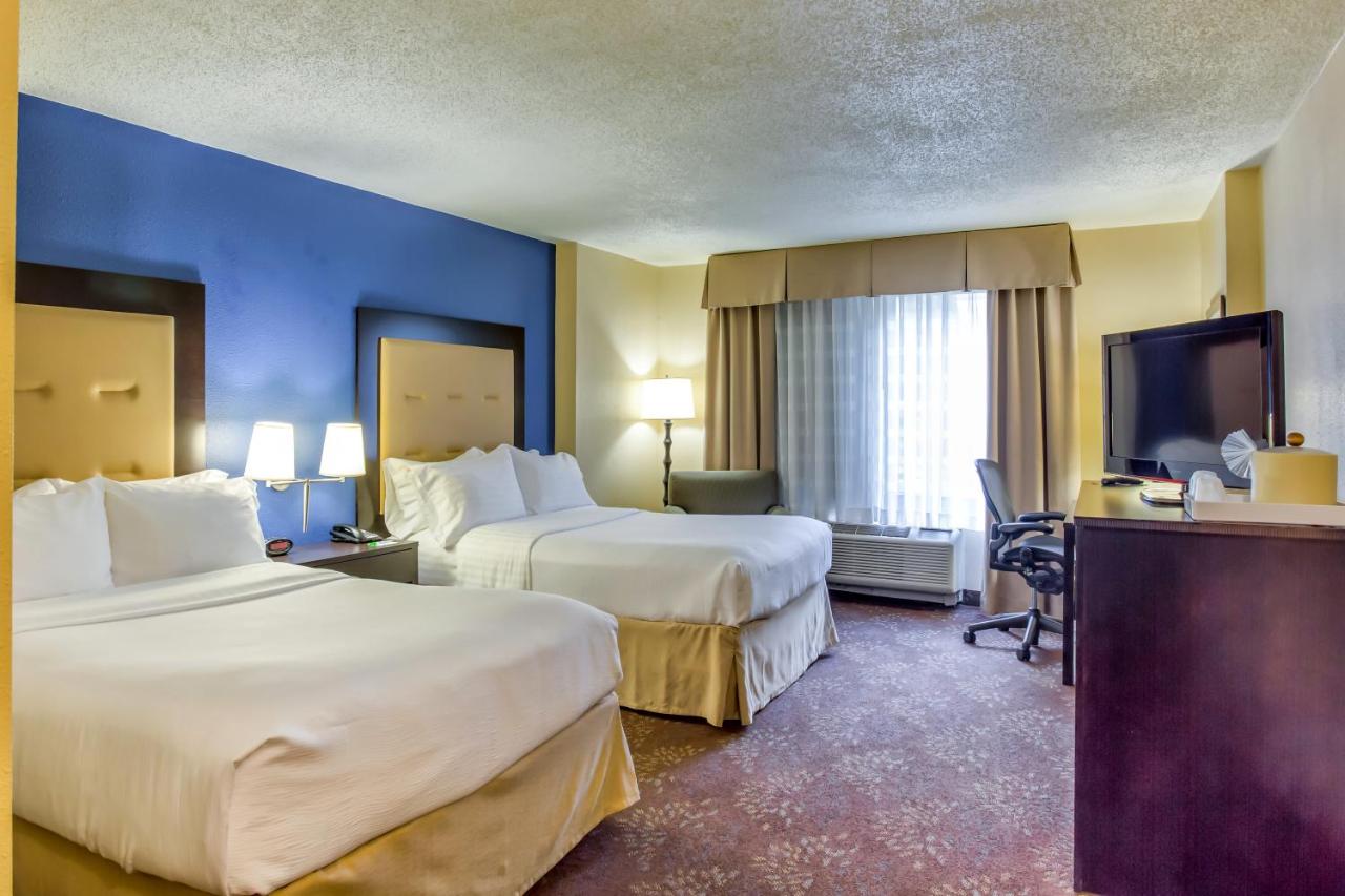| Holiday Inn Indianapolis North-Carmel, an IHG Hotel