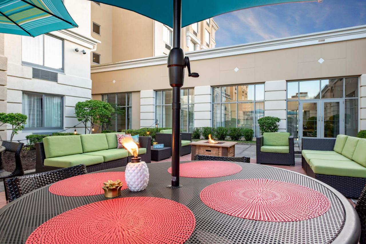 | Holiday Inn Indianapolis North-Carmel, an IHG Hotel