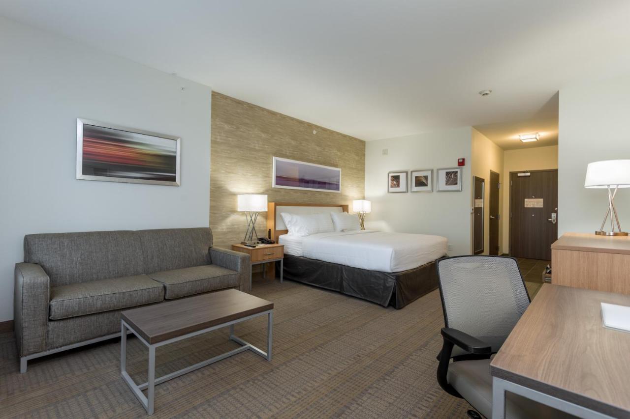 | Holiday Inn San Marcos Convention Center, an IHG Hotel