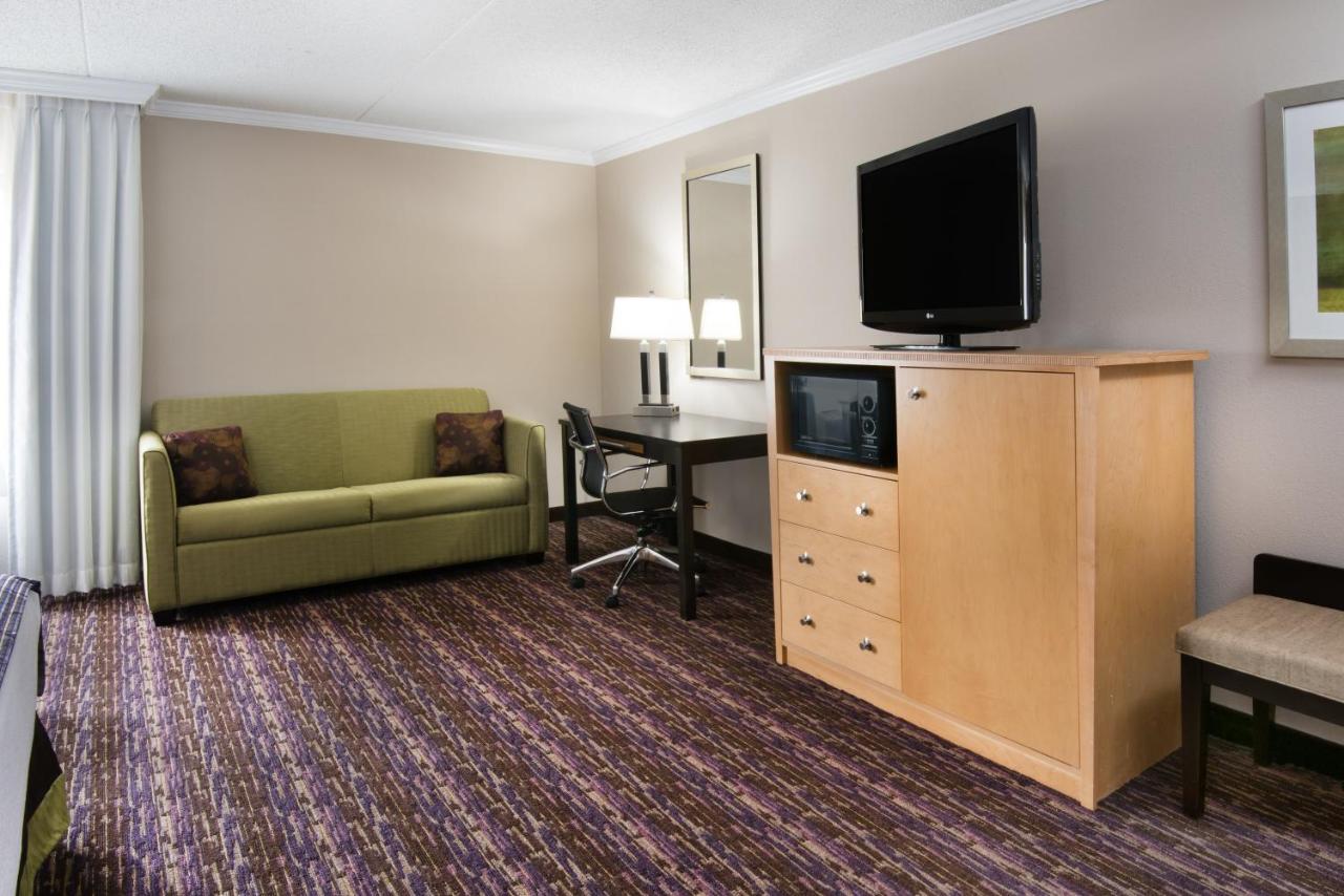 King Suite with Jacuzzi - Non-Smoking at Holiday Inn Williamsport, an IHG Hotel