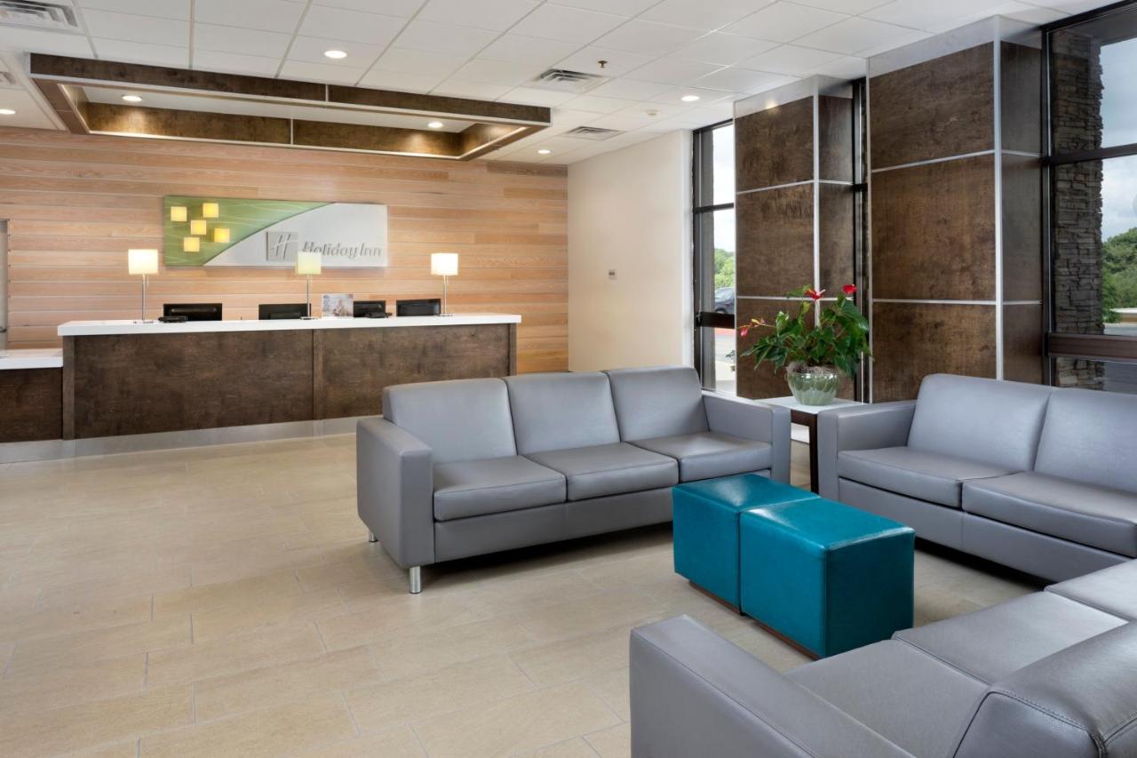 | Holiday Inn Johnson City, an IHG Hotel