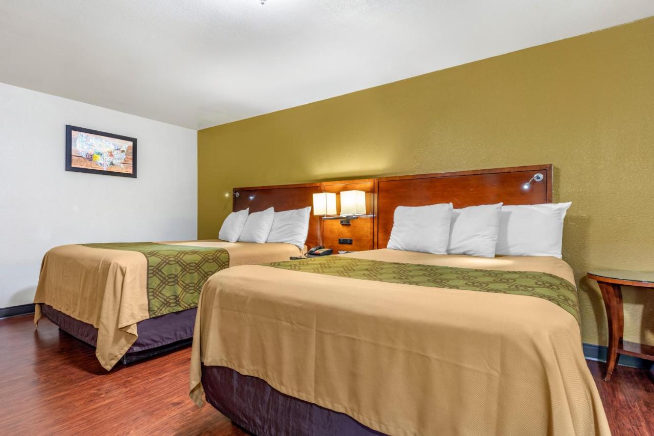 Queen Room with Two Queen Beds - Non-Smoking at Rose City Inn & Suites