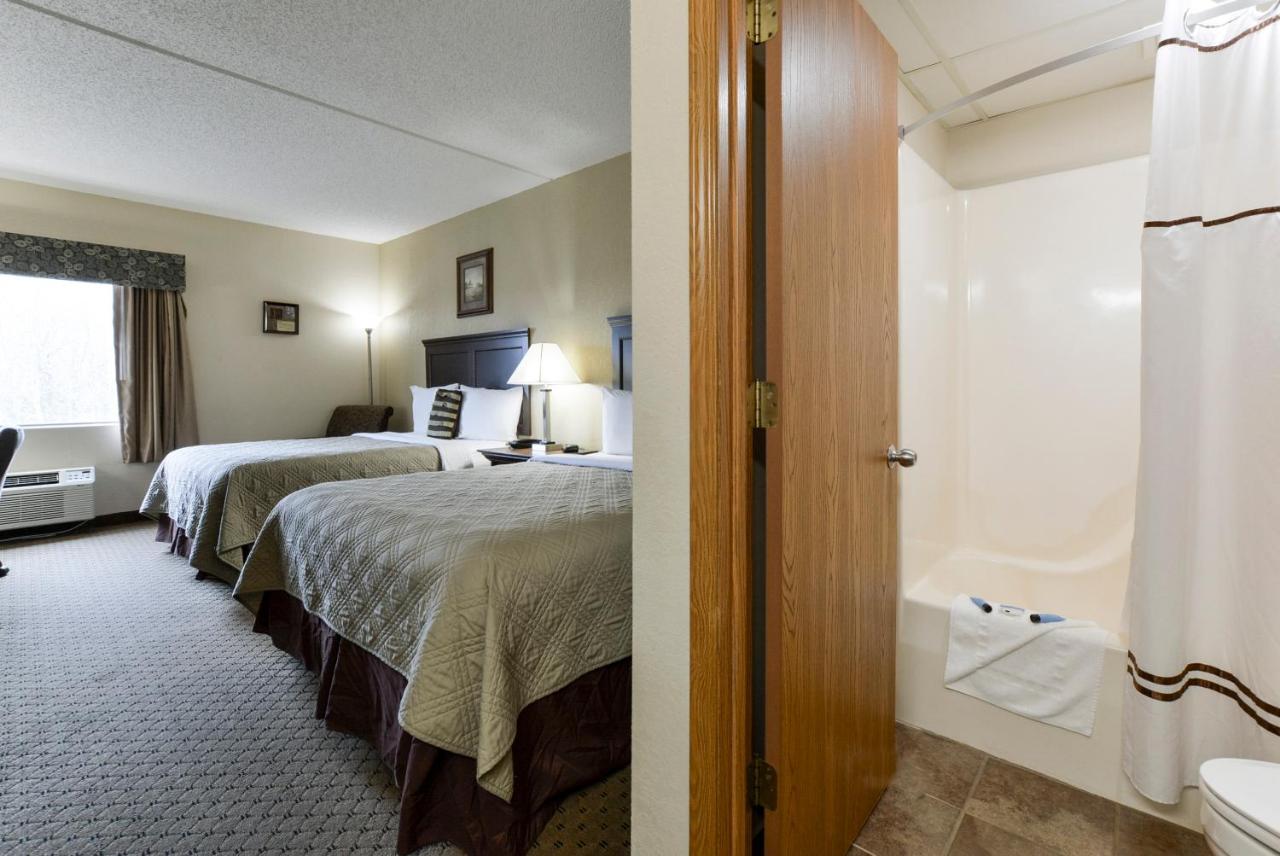 | Grand View Inn & Suites