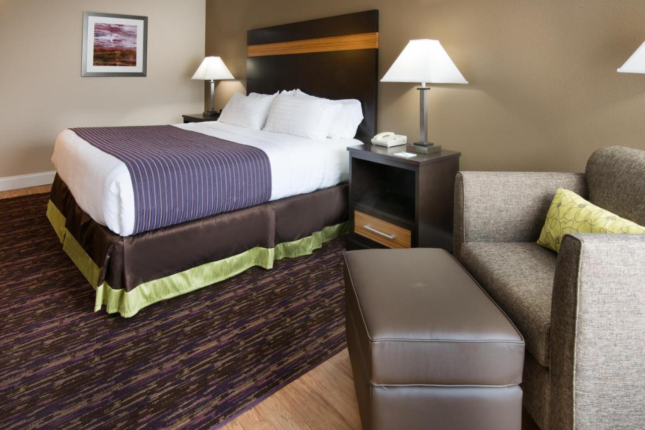 King Room - Non-Smoking at Holiday Inn Williamsport, an IHG Hotel