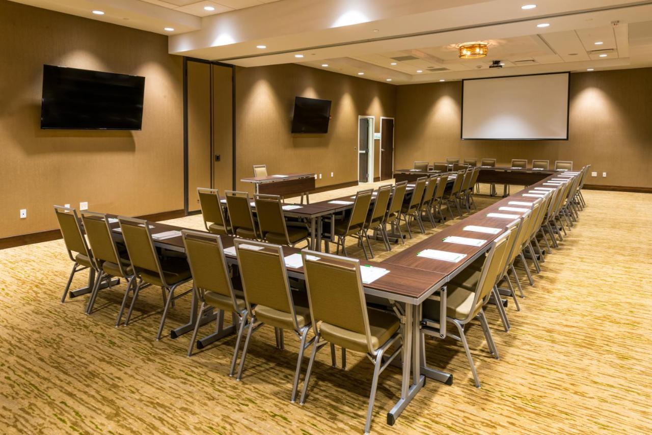 | Holiday Inn Lexington - Hamburg, an IHG Hotel