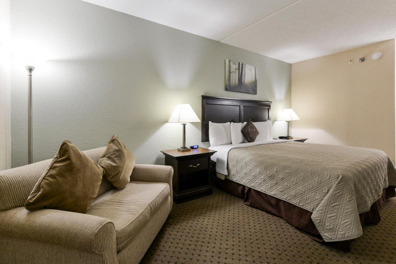  | Grand View Inn & Suites