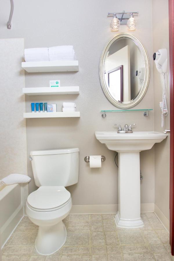 | Belltown Inn