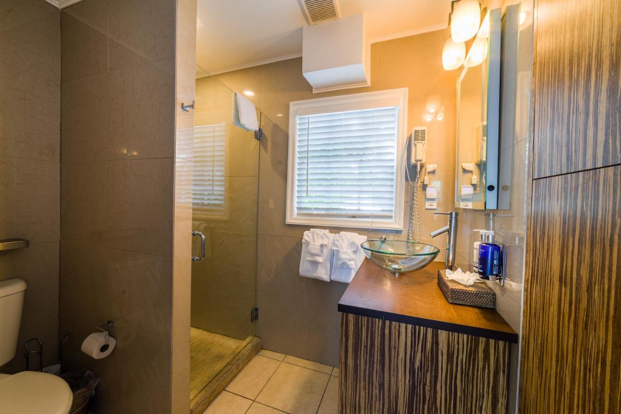  | Seascape Tropical Inn