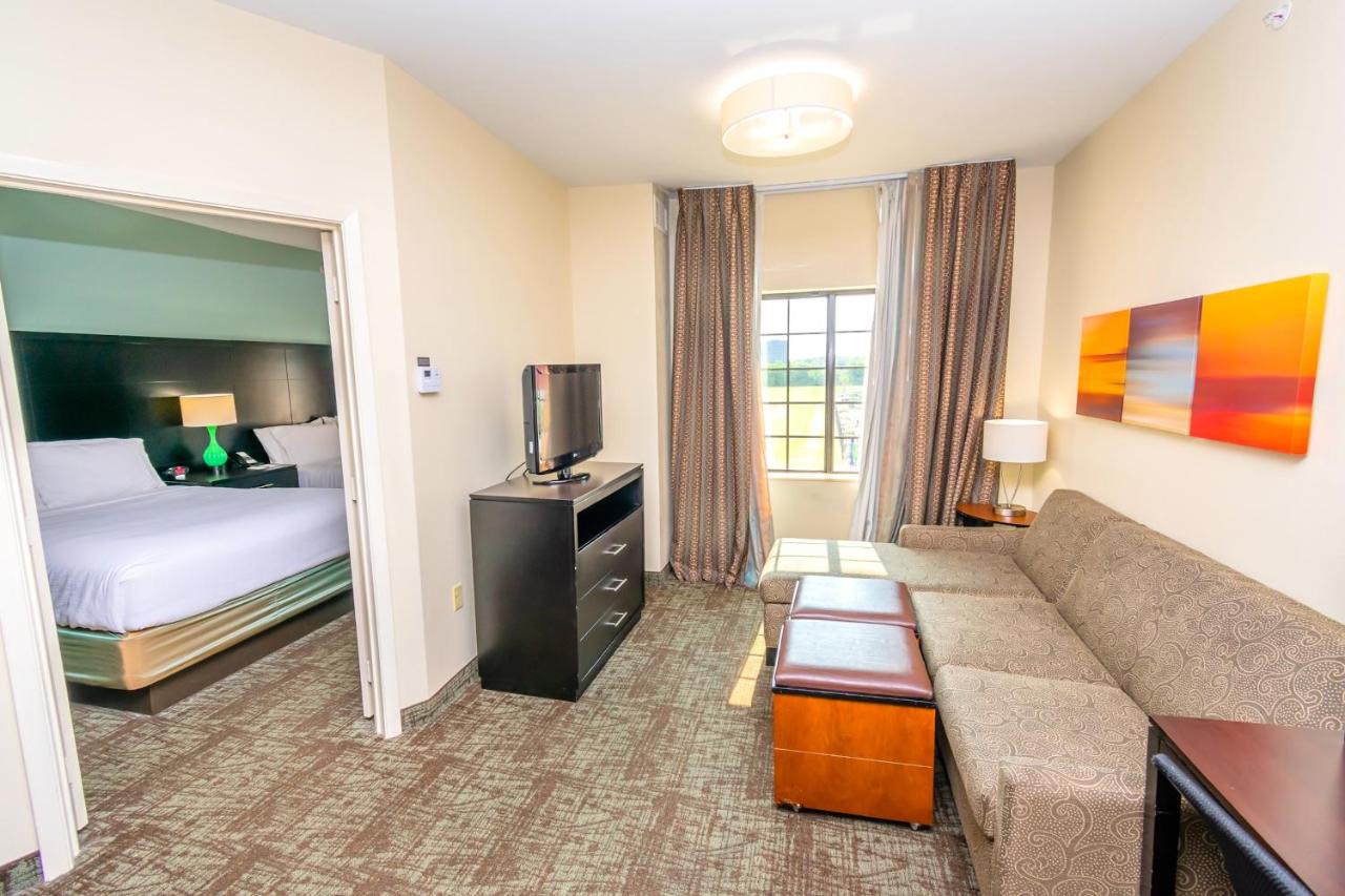  | Staybridge Suites Houston - IAH Airport, an IHG Hotel