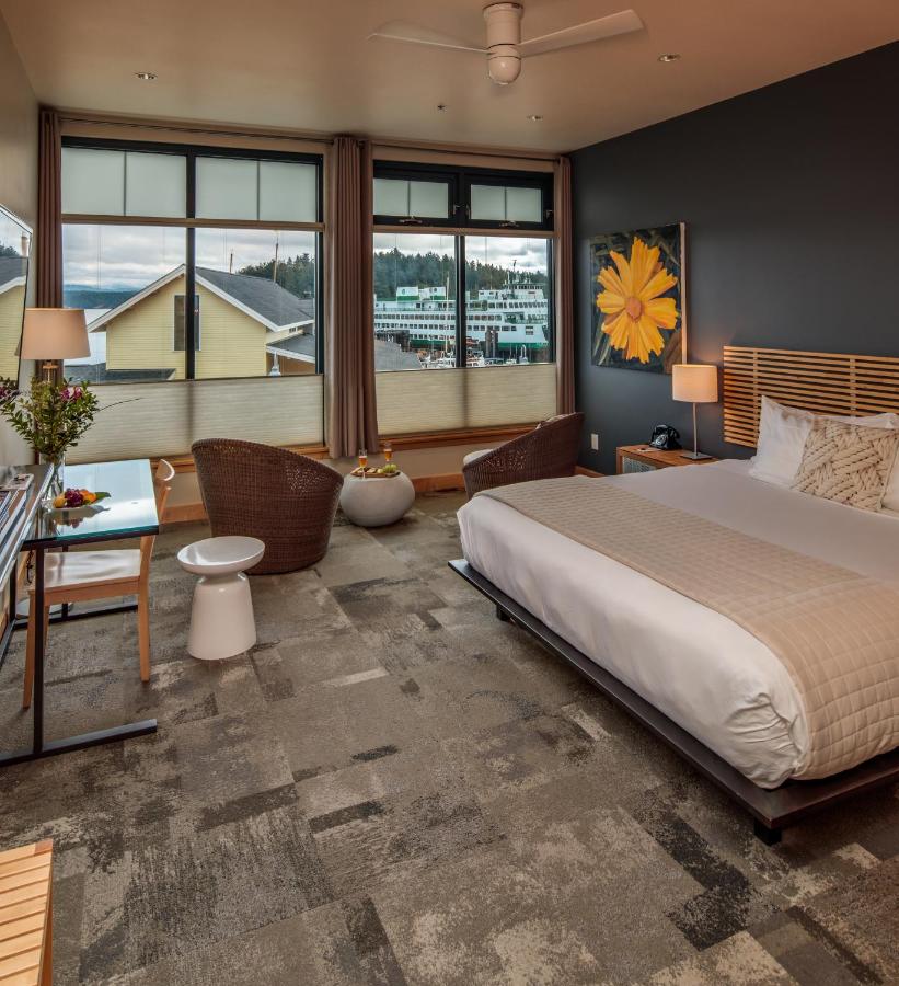 | Island Inn at 123 West