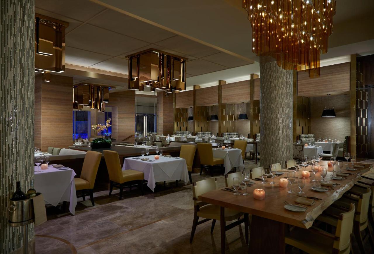  | The Guitar Hotel at Seminole Hard Rock Hotel & Casino