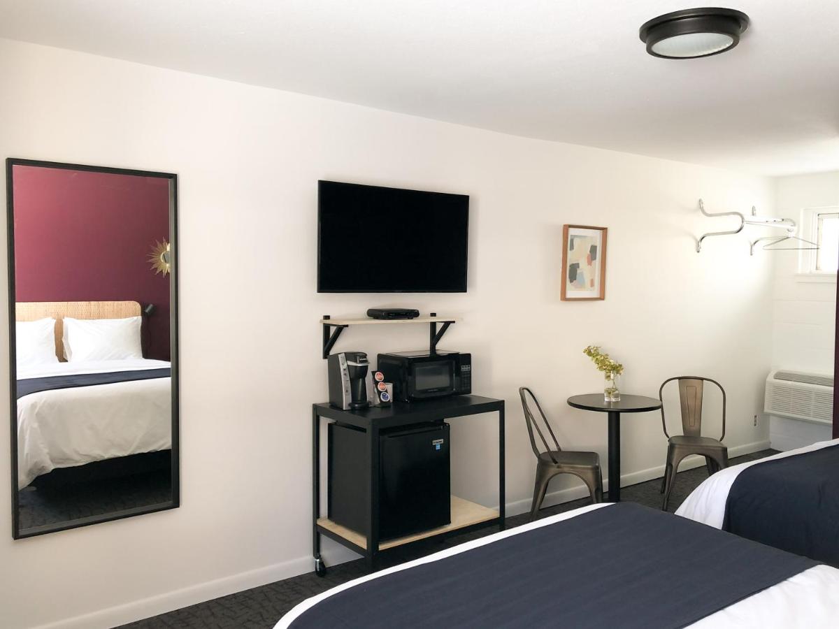| The Nomad Motel