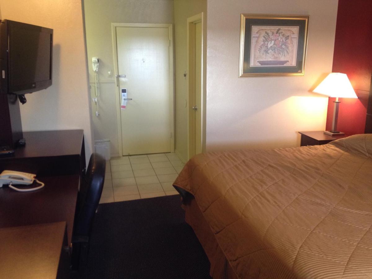 | Colonial Inn Monahans TX