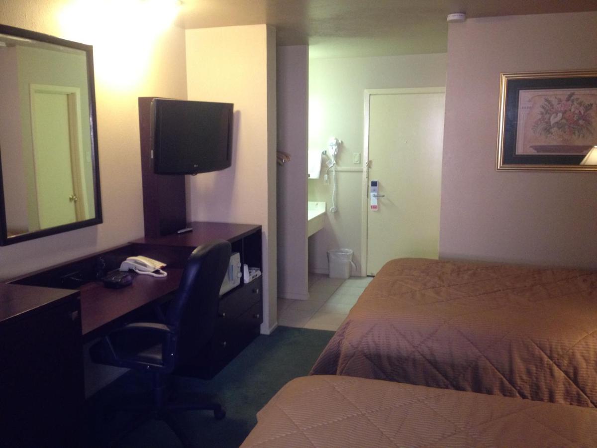 | Colonial Inn Monahans TX