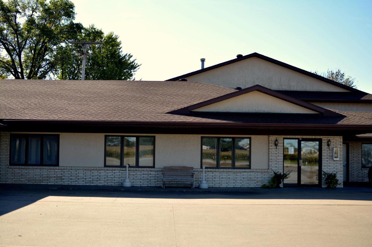 | Dutch Country Inn
