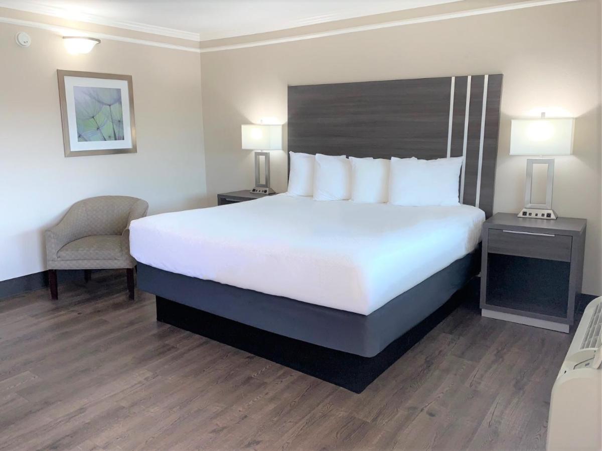 | Summerfield Inn Fresno Yosemite