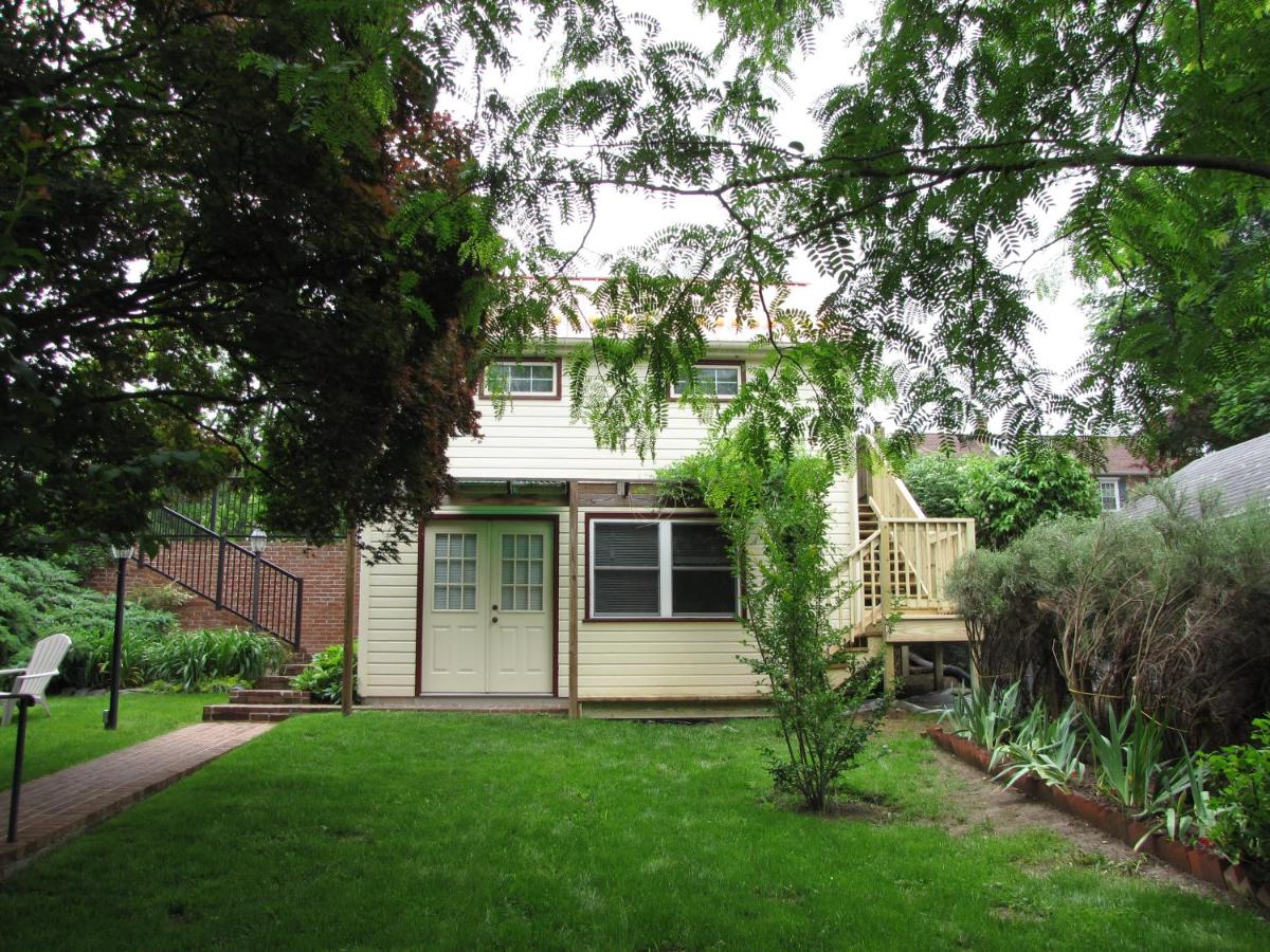 | Brickhouse Inn B&B