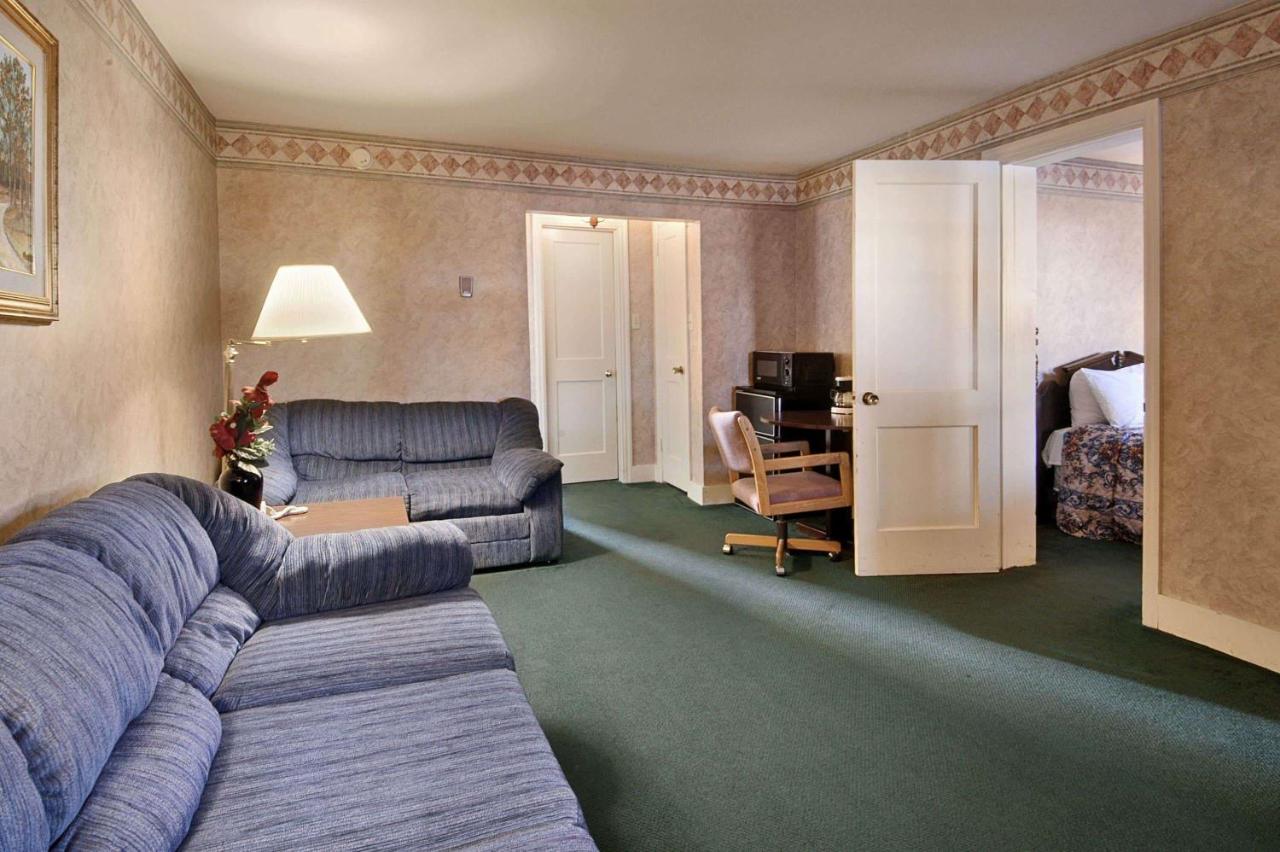 | Aderi Hotel Near Bucknell University