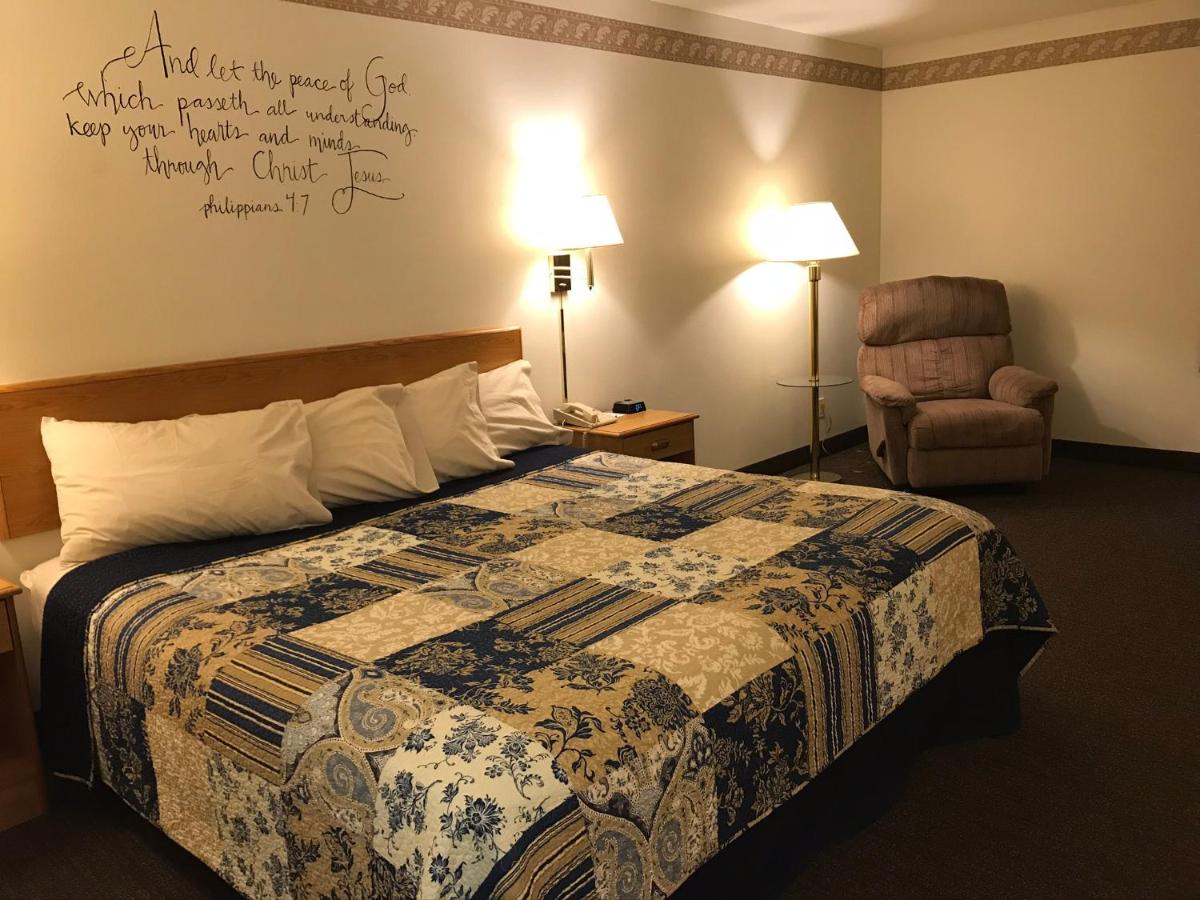 | Dutch Country Inn