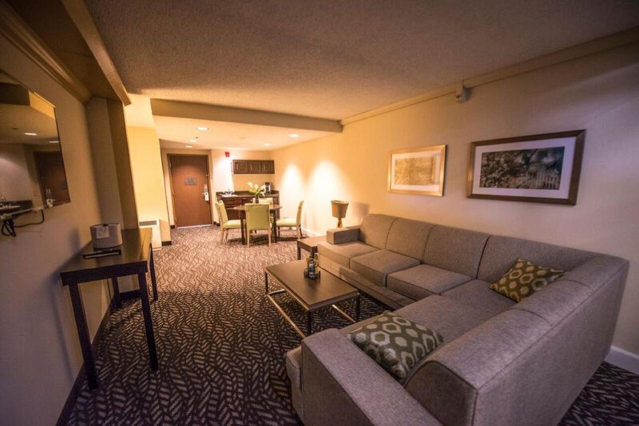 | Holiday Inn Little Rock-Airport-Conference Center, an IHG Hotel