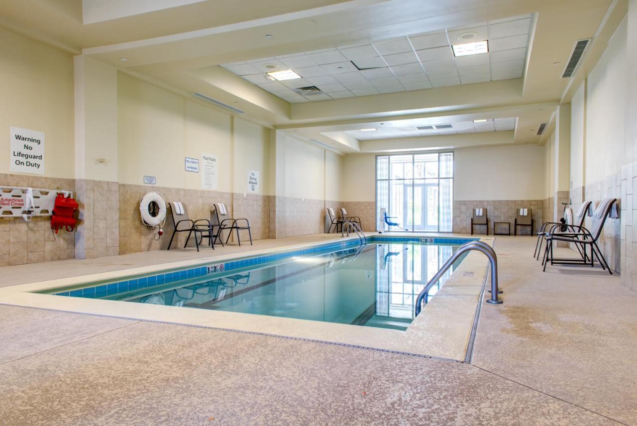 | Holiday Inn Indianapolis North-Carmel, an IHG Hotel